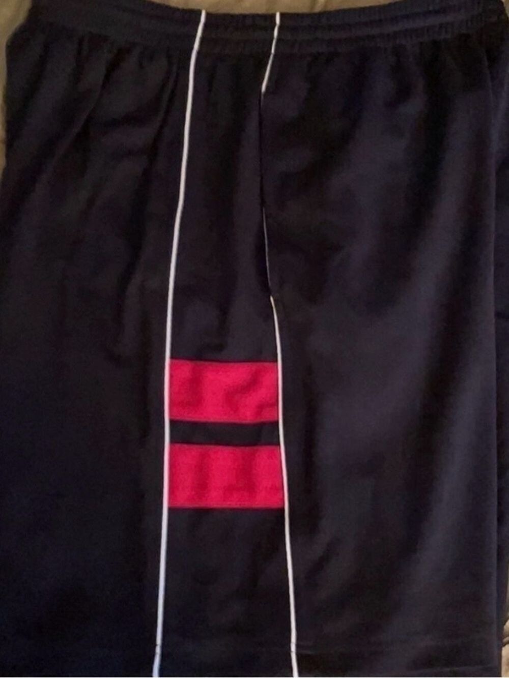 Reebok Men’s Athletic Shorts Large L Black Red White NWOT - Picture 7 of 7